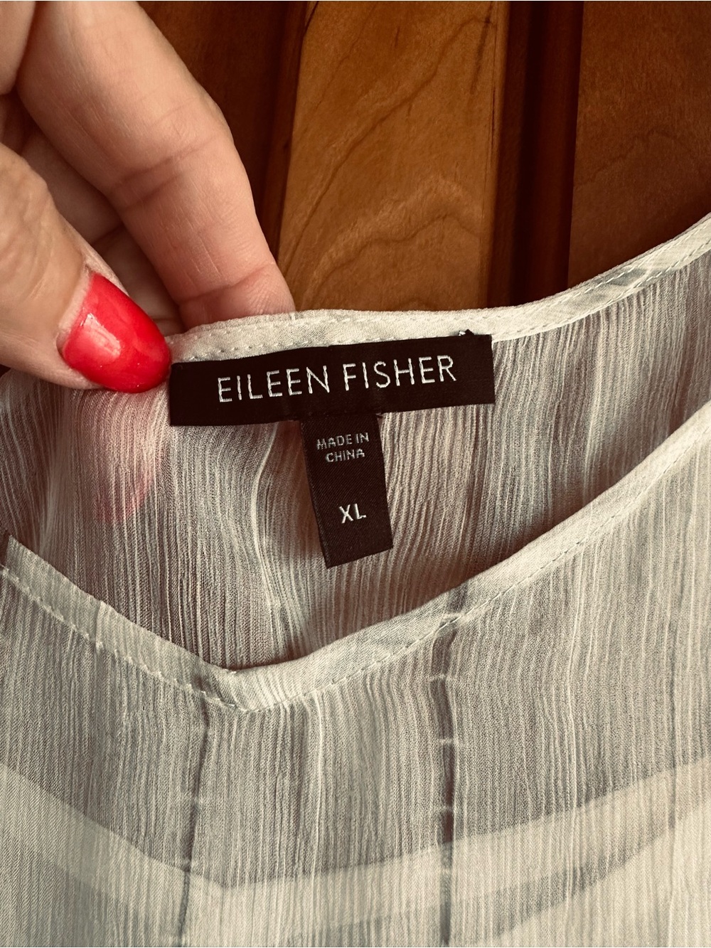 Eileen Fisher XL Sheer Soft White V-Neck Silk Sleeveless Camisole w/ Rayon Cami - Picture 3 of 3